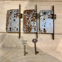 Serratura AGB per porta interna