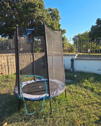 Trampolino salta salta