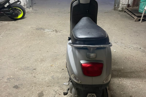 Vespa LX50 4tempi