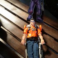 Action man con slittino