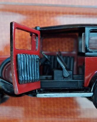 Modellino Rio n. 13 - 1932 - 37 fiat 508 balilla