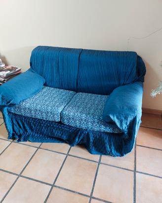 divano 2 posti