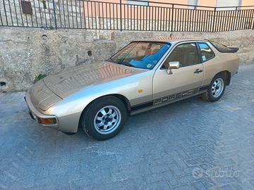 Porsche 924