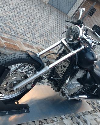 Moto custom Kawasaki EN 500 (1996)

