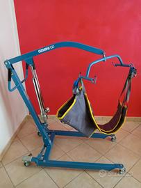 Sollevatore idraulico per disabili con imbracatura