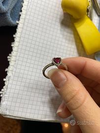 Anello pandora cuore rosso