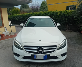 Autovettura Mercedes Benz c220d