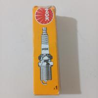 Candela NGK CPR8EA-9 Nuova - Per Scooter SH / Moto