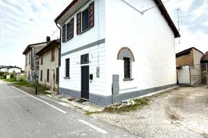 CASA SEMINDIPENDENTE A PADERNO PONCHIELLI