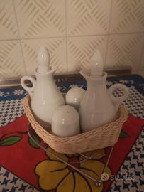 Olio aceto pepe sale