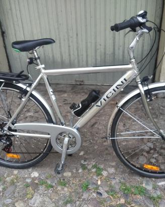 bicicletta da uomo, in alluminio. 