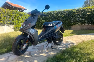 Malaguti Phantom 50cc f12r lc anno 2010