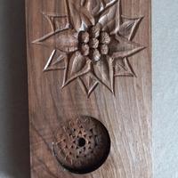 Portacandela artigianale in legno di noce