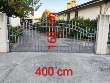 Portone scorrevole in ferro battuto 