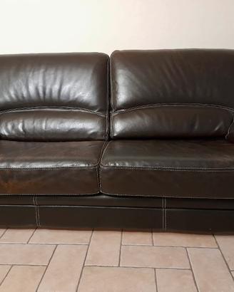 Divano in verapelle marrone scuro – 2 posti comodi