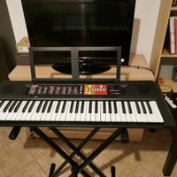 Tastiera Yamaha PSR F51