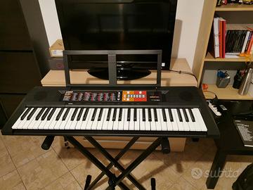 Tastiera Yamaha PSR F51