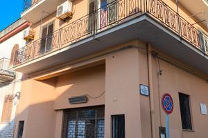Terrasini centro Palazzina 550mq