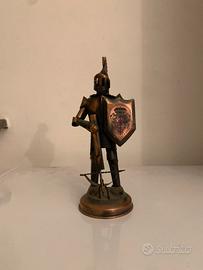 Statuetta cavaliere
