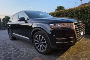 Audi Q 7  3.0 TDI Business Quattro tiptronic