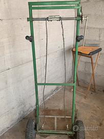 Carrello sollevatore con carrucola