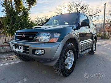 Mitsubishi Pajero unico prop con gancio traino