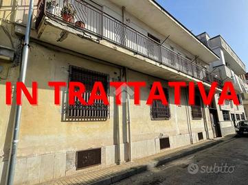 PALAZZO A GRUMO NEVANO