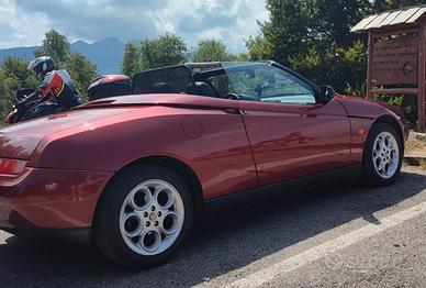 Alfa Romeo GTV 916 Spider