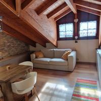 Mansarda bilocale travi a vista