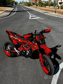 KTM 690 Smcr