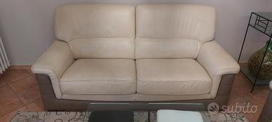 Divani vera pelle 