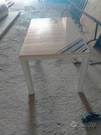 Tavolinetto da salotto