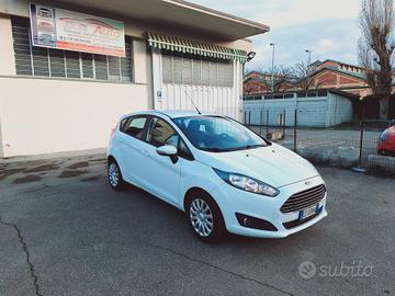 Ford Fiesta 1.4 5p. Bz.- GPL Titanium
