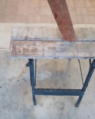 Cavalletto con morsa