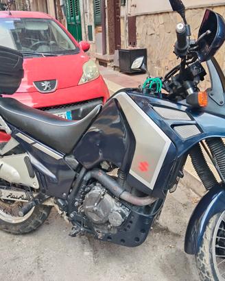 Suzuki DR big 800