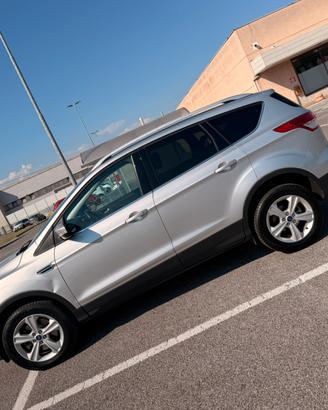 Ford kuga 158.000 km 2.0 tdci Tittanium