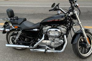 MOTO HARLEY DAVIDSON 883 SUPER LOW