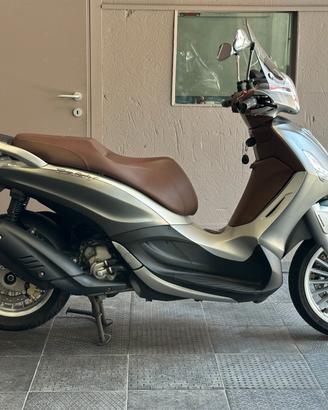 Piaggio Beverly 300 i.e.