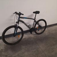 BICI 27,5. MTB mountain bike Rockrider ST100