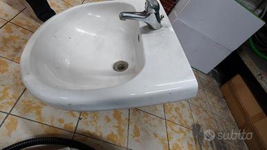 LAVANDINO LAVABO COLONNA E MISCELATORE
