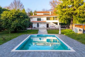 VILLA SINGOLA A SEZZE