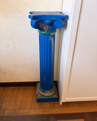 Colonna in ceramica