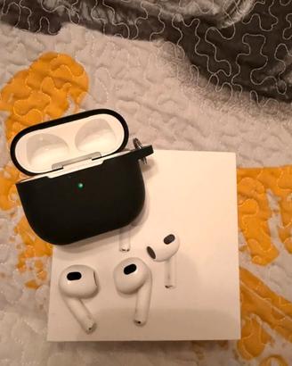 Apple AirPods 3 gen.