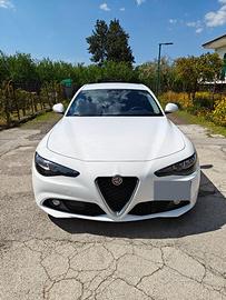 Giulia 150CV Business versione no adblue