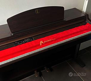 Piano Yamaha Clavinova