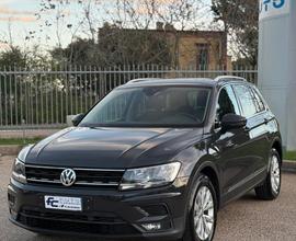 VOLKSWAGEN Tiguan 2.0 TDI SCR Business BlueMotio