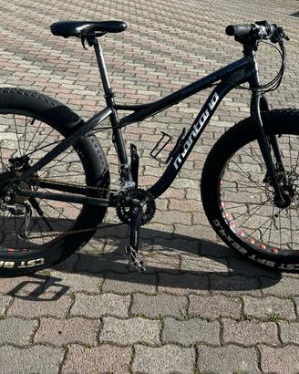 FATBIKE MONTANA CON RUOTE 26x4