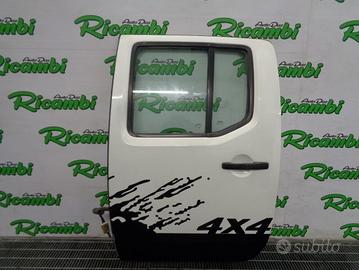 PORTA POSTERIORE SINISTRA PER NAVARA D40 2007