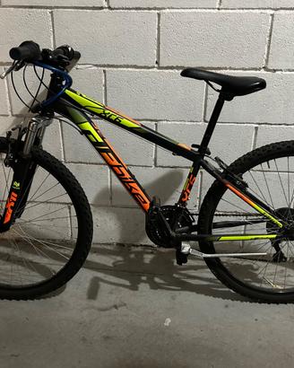 Mountain Bike bambino 8-12 anni praticamente nuova