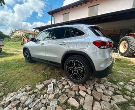Mercedes Benz GLA
